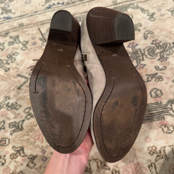 Sam Edelman Louie Fringe Booties in suede in gray taupe | Size 6.5 - Picture 5 of 8